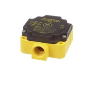 TURCK INDUCTIVE LIMIT SWITCH RECTANGLER SENSOR<BR>40MM RANGE 80MM PLAS PROG 20-250VAC/10-300VDC